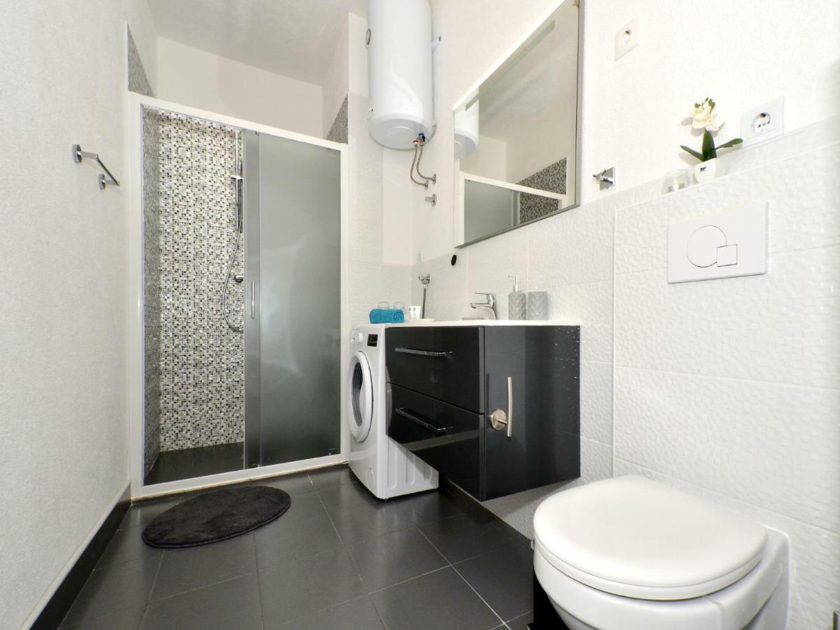 Apartment Arya Makarska Kültér fotó
