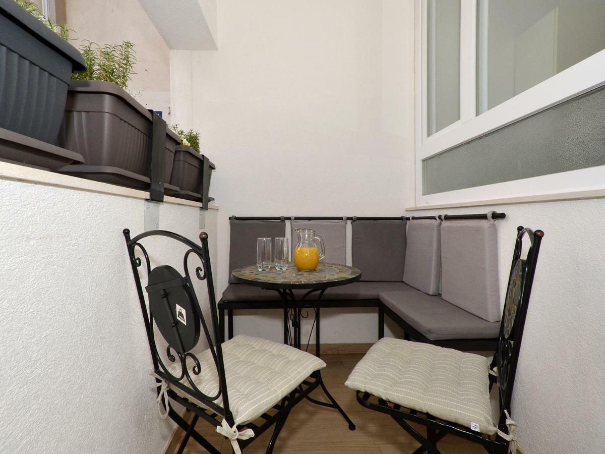 Apartment Arya Makarska Kültér fotó