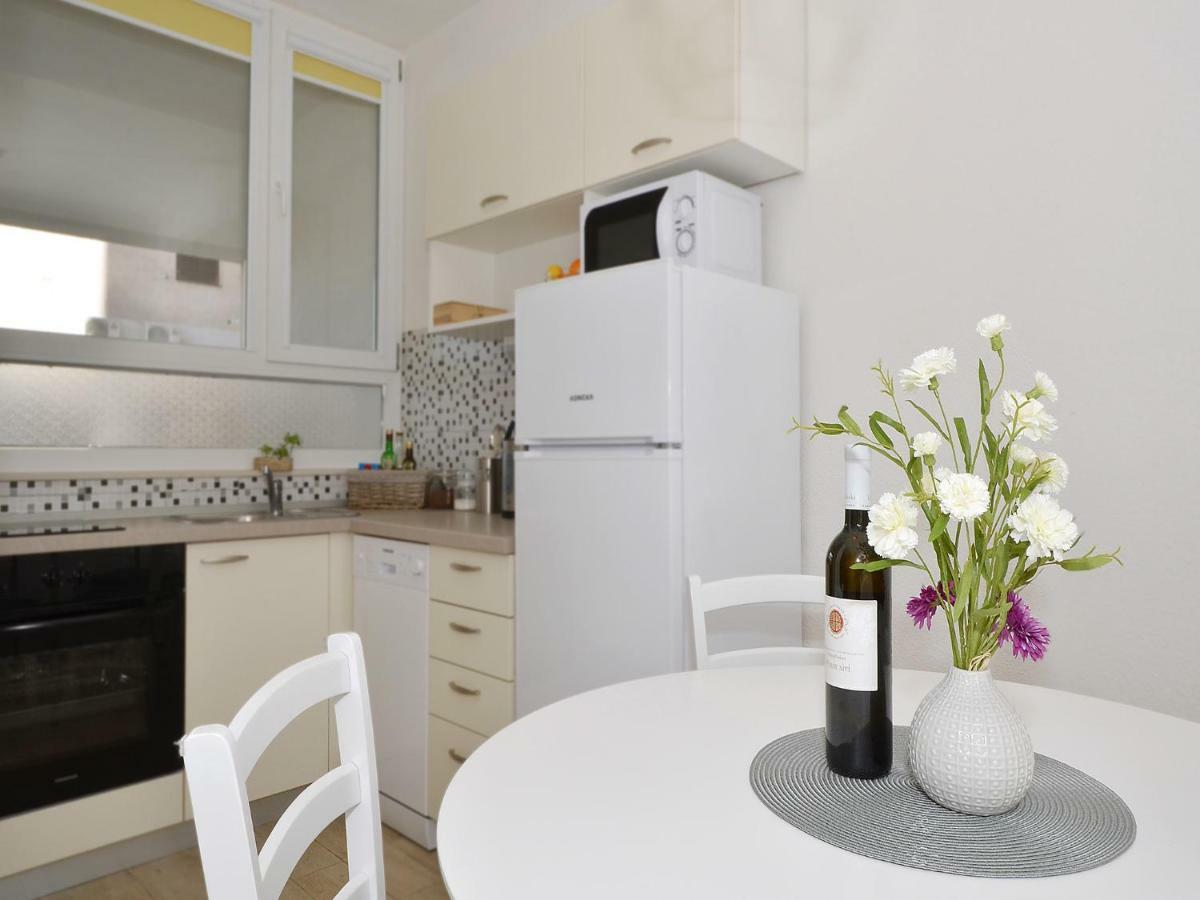 Apartment Arya Makarska Kültér fotó